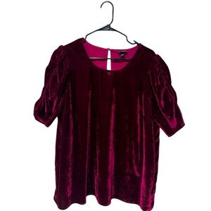 Torrid burgandy velvet top size 1